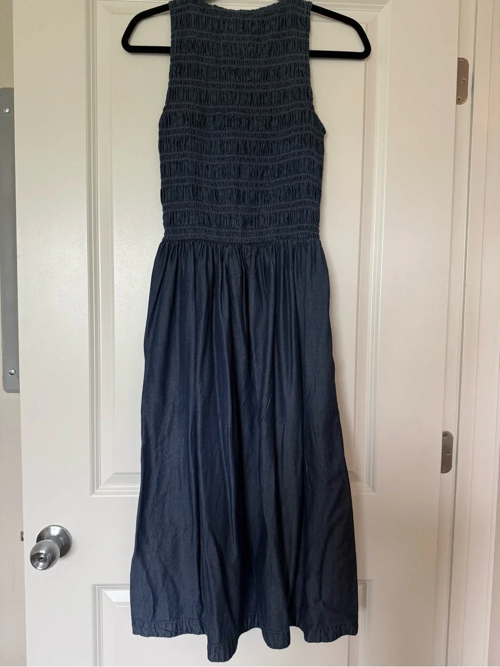 Madewell Denim Smocked Boatneck Midi Dress SZ XS- Carrigan WashRigid